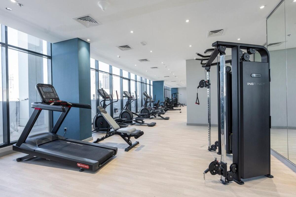 Amazing With Cozy Balcony In Meydan Apartment Dubai